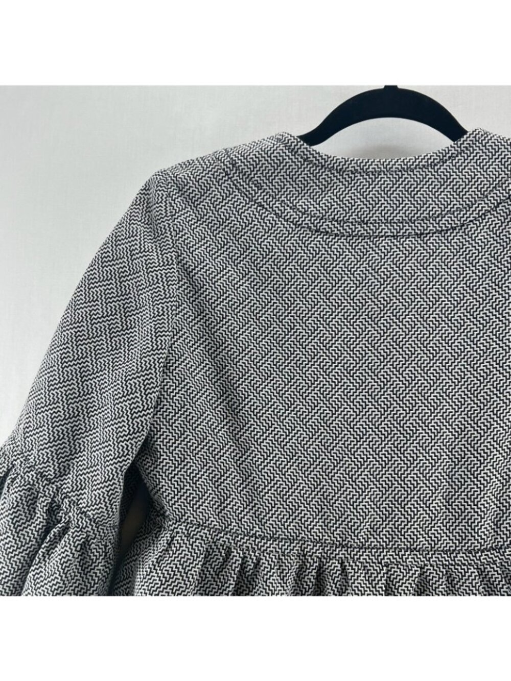 Max Studio Zigzag Peplum Jacket Womens M Puff Balloon Sleeve Button Black White - Picture 11 of 13